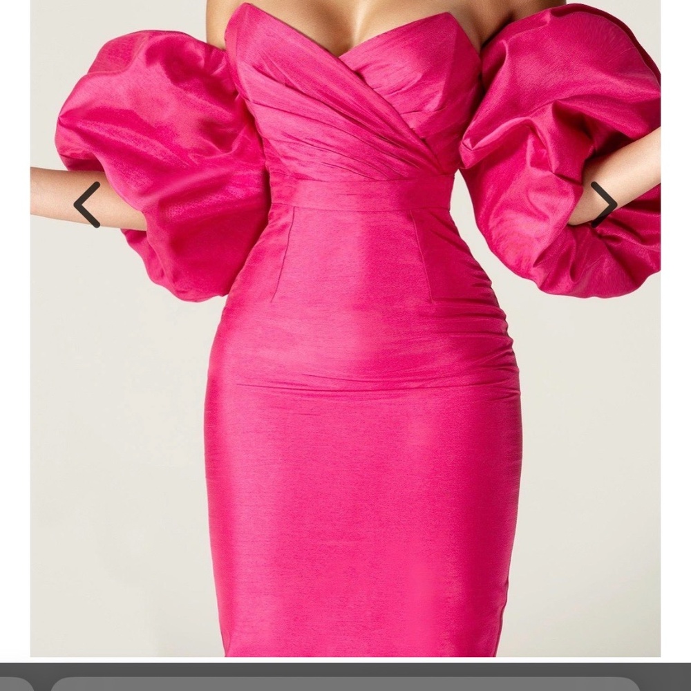 Alieva TIFFANY DUPIONI PUFF SLEEVE MAXI DRESS (HOT PINK) Never worn